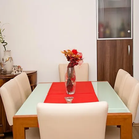 Leatoni Apartment Split